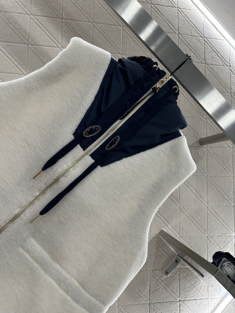 l0vis Vvtt0n outwear